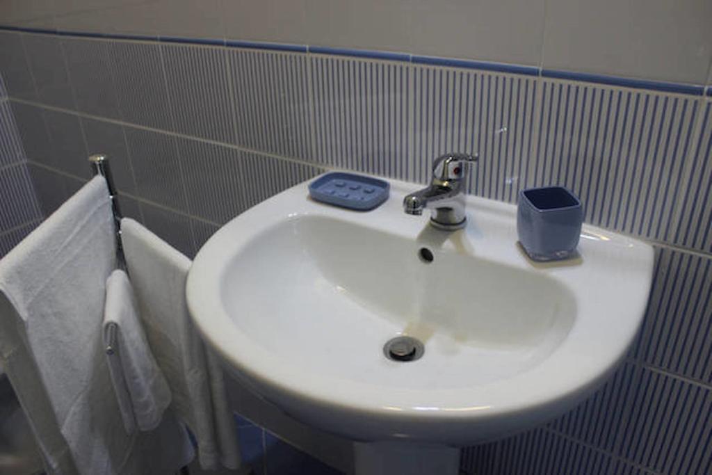 Flat At Cathedral Villa Палермо Екстериор снимка
