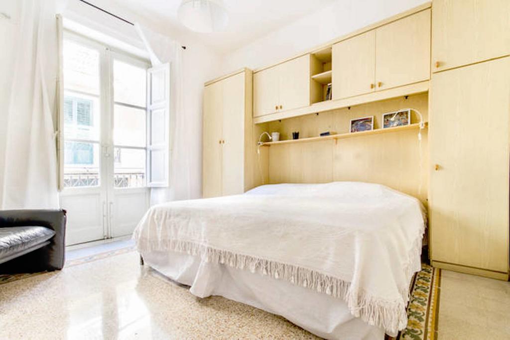Flat At Cathedral Villa Палермо Екстериор снимка